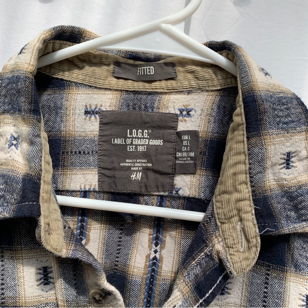 H&M Mens longsleeve button down size large